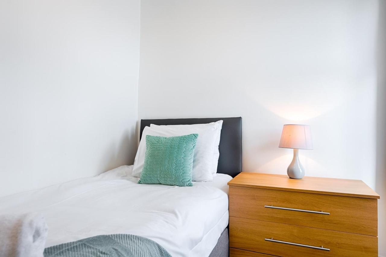 Walk To Swansea Stadium, 3 Rooms, Smart Tv'S Luaran gambar